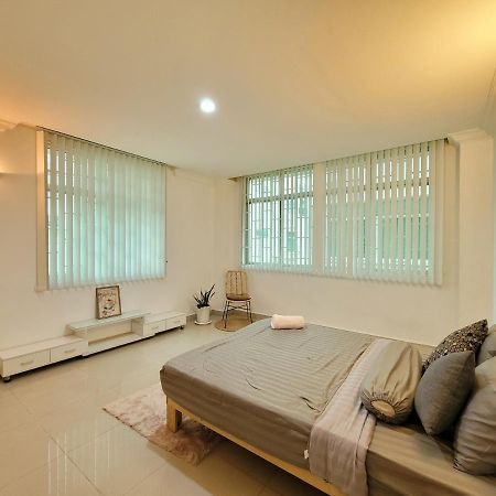 Yana House Phnom Penh Hotel Ngoại thất bức ảnh