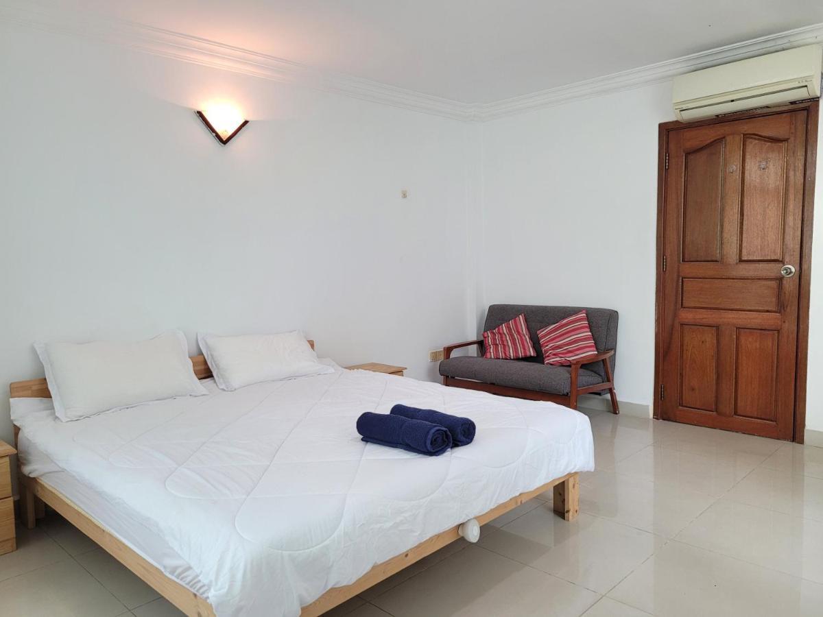 Yana House Phnom Penh Hotel Ngoại thất bức ảnh